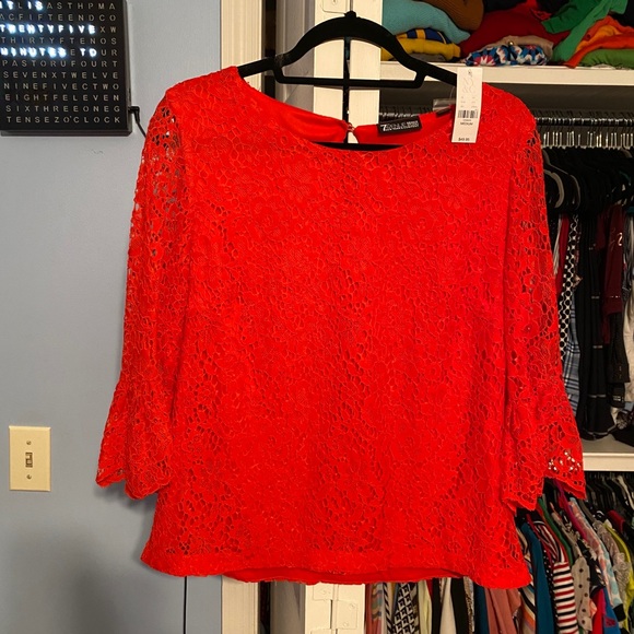 Top - Picture 2 of 2